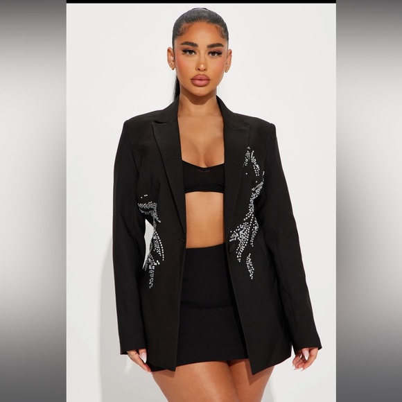 Black Blazer - Picture 1 of 2